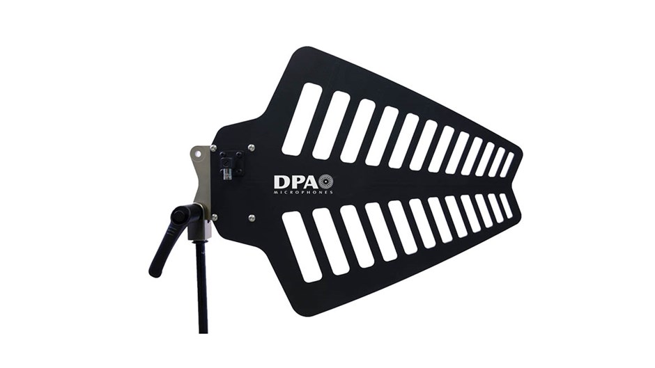 ANT202P Antenna Directional Passive BNC 420 1300Mhz
